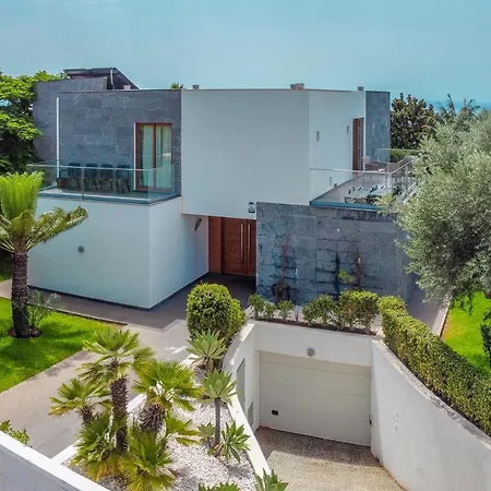 Star With Private Heated Pool In Willa *