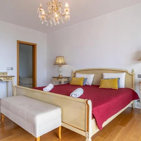 Star With Private Heated Pool In Funchal (Madeira)