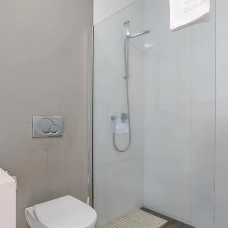 Star With Private Heated Pool In Willa
